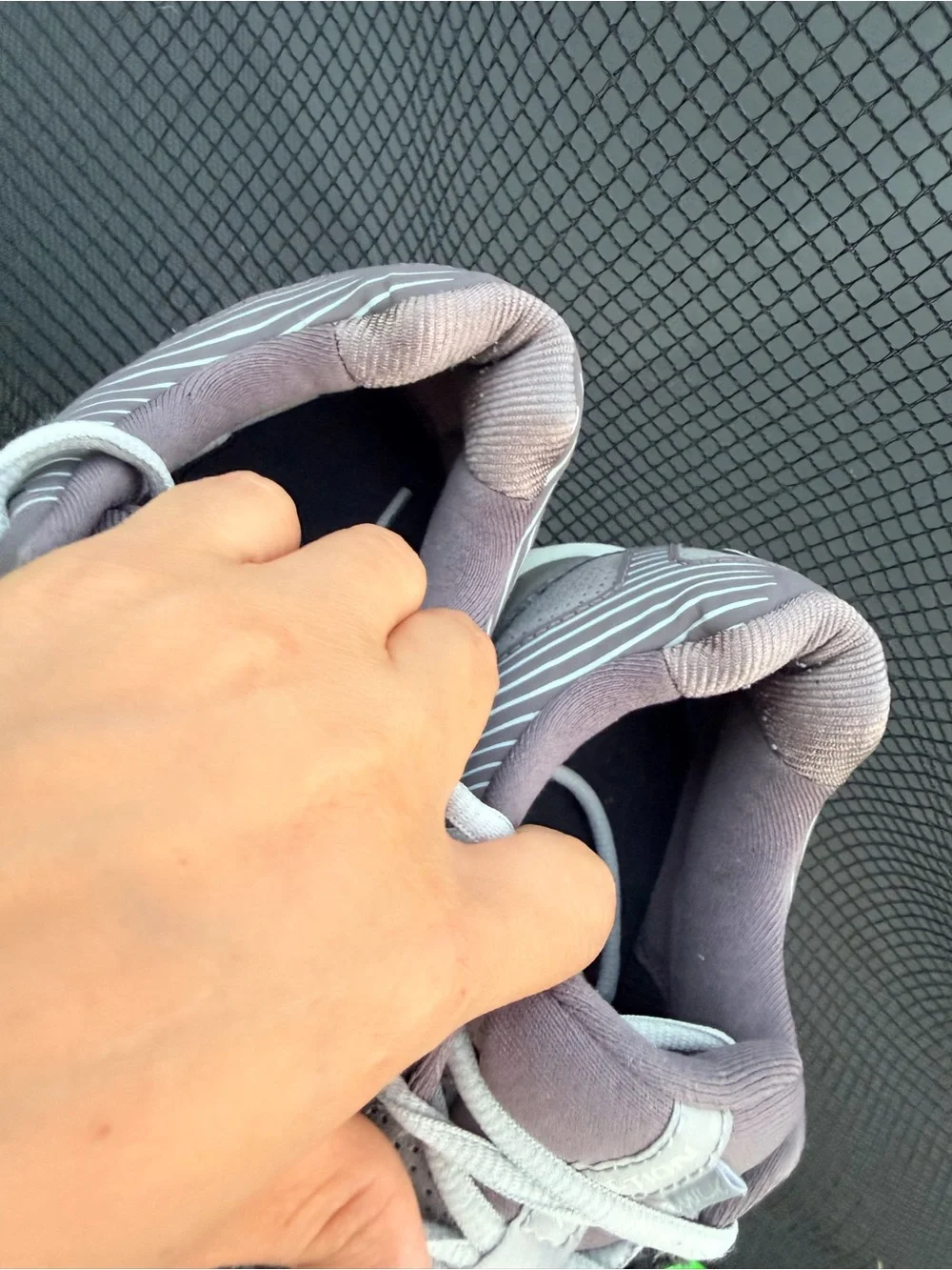 Brooks Addiction Walker Gray Running Shoes Sneakers Sz 8.5 Womens